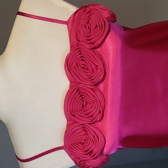 Thirty Thirty Pink Satiny Pullover Camisole with Fabric Floral Detail - Size S - Picture 4 of 9